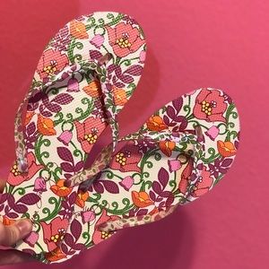 Pink and orange floral VERA BRADLEY flip flops!